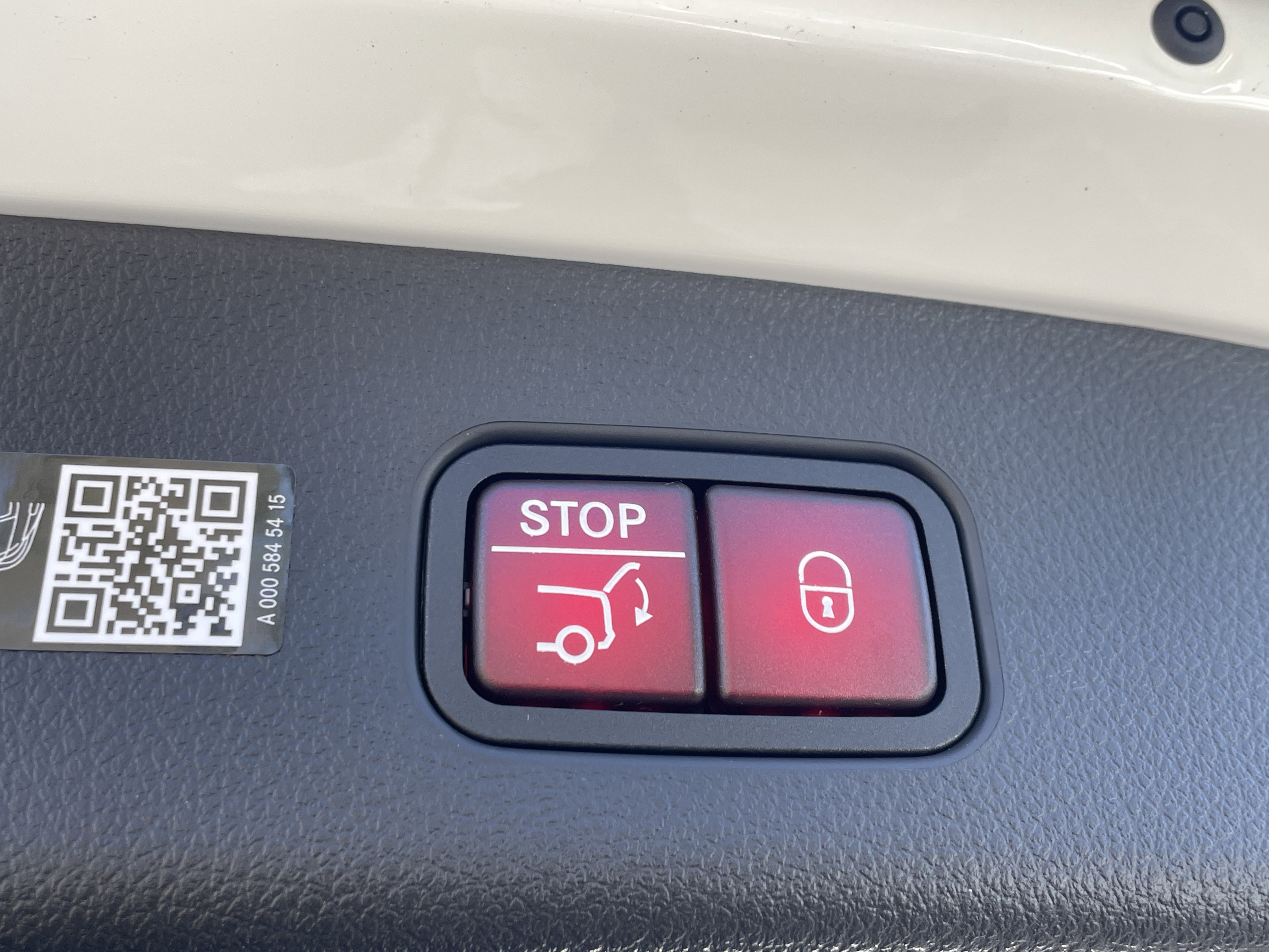 New 2026 Mercedes-Benz GLC 300 image 12