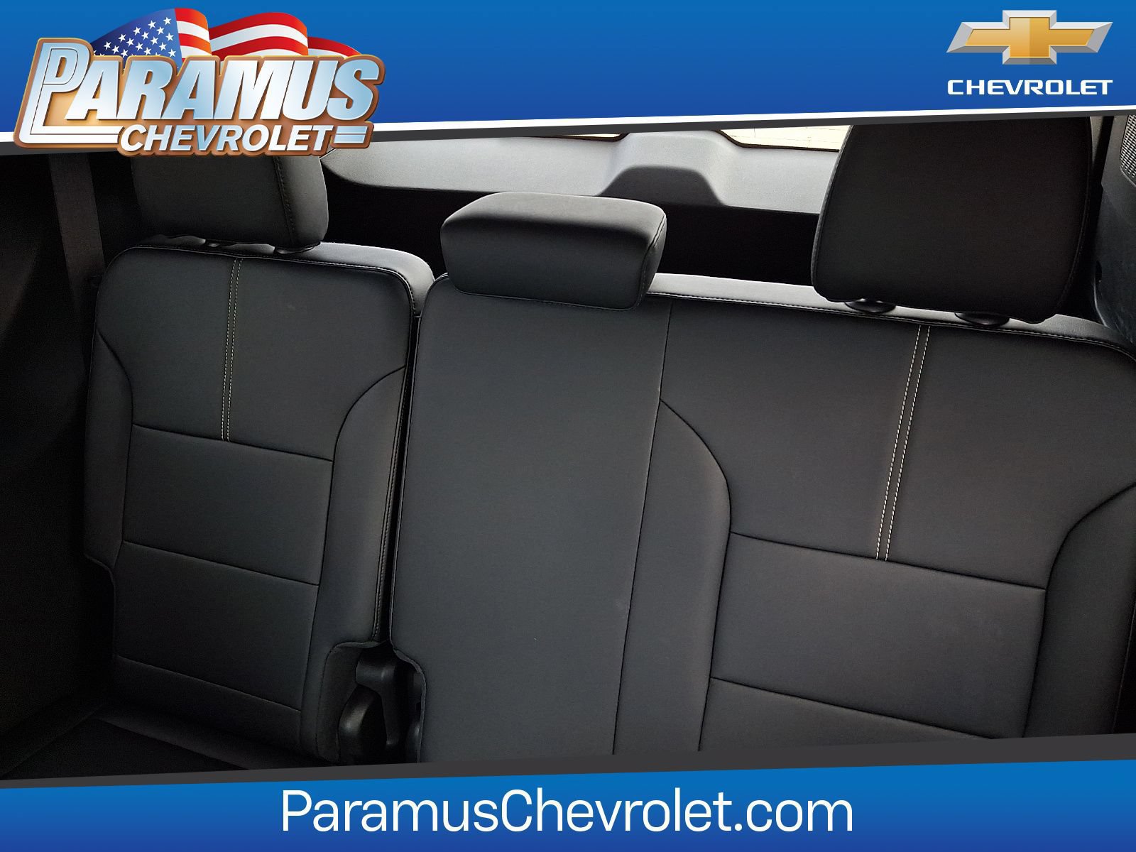 Used 2026 GMC Acadia Elevation w/ Elevation Premium Package AWD/4WD image 11