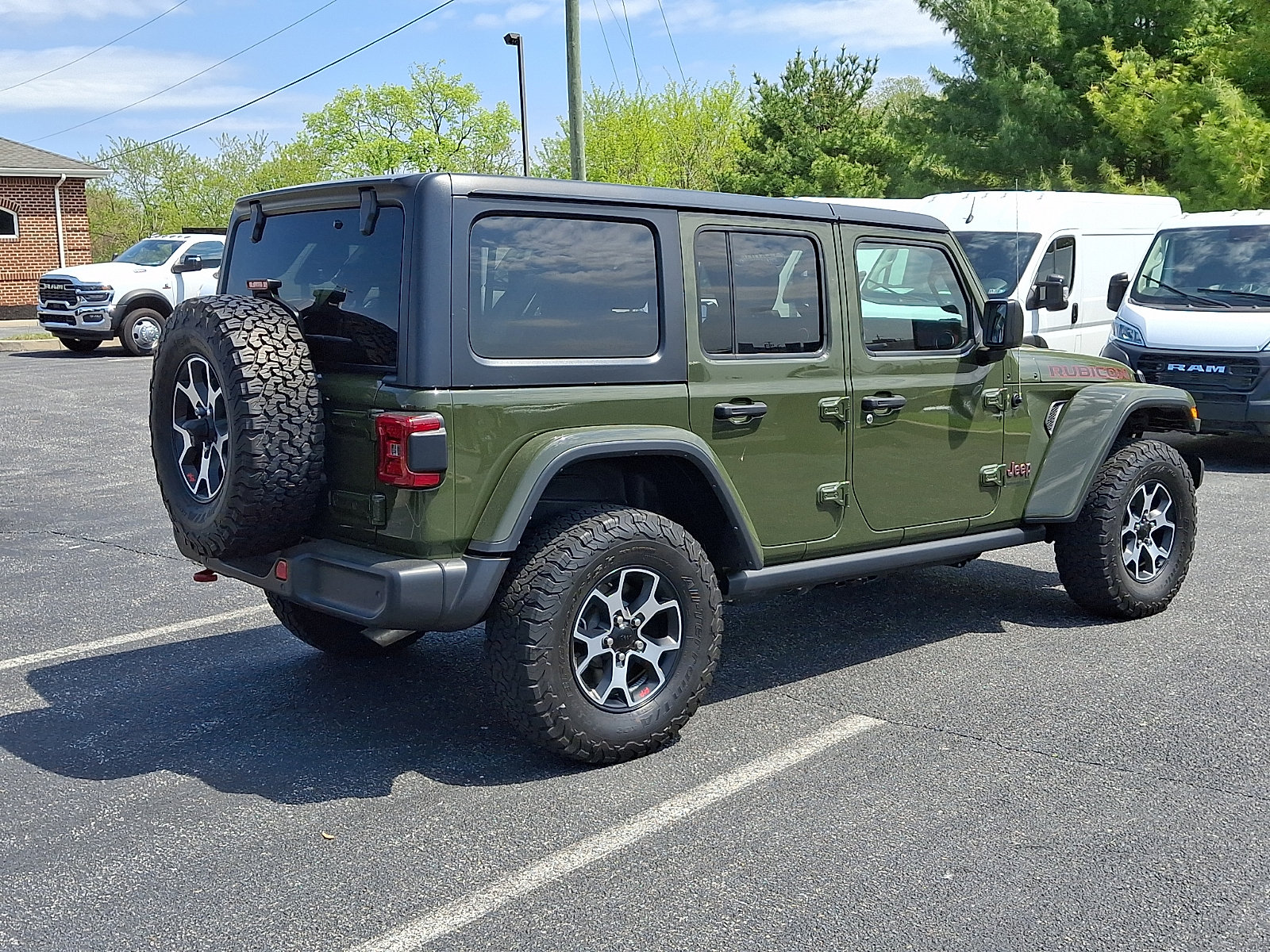 Certified 2021 Jeep Wrangler Unlimited Rubicon w/ LED Lighting Group AWD/4WD image 12