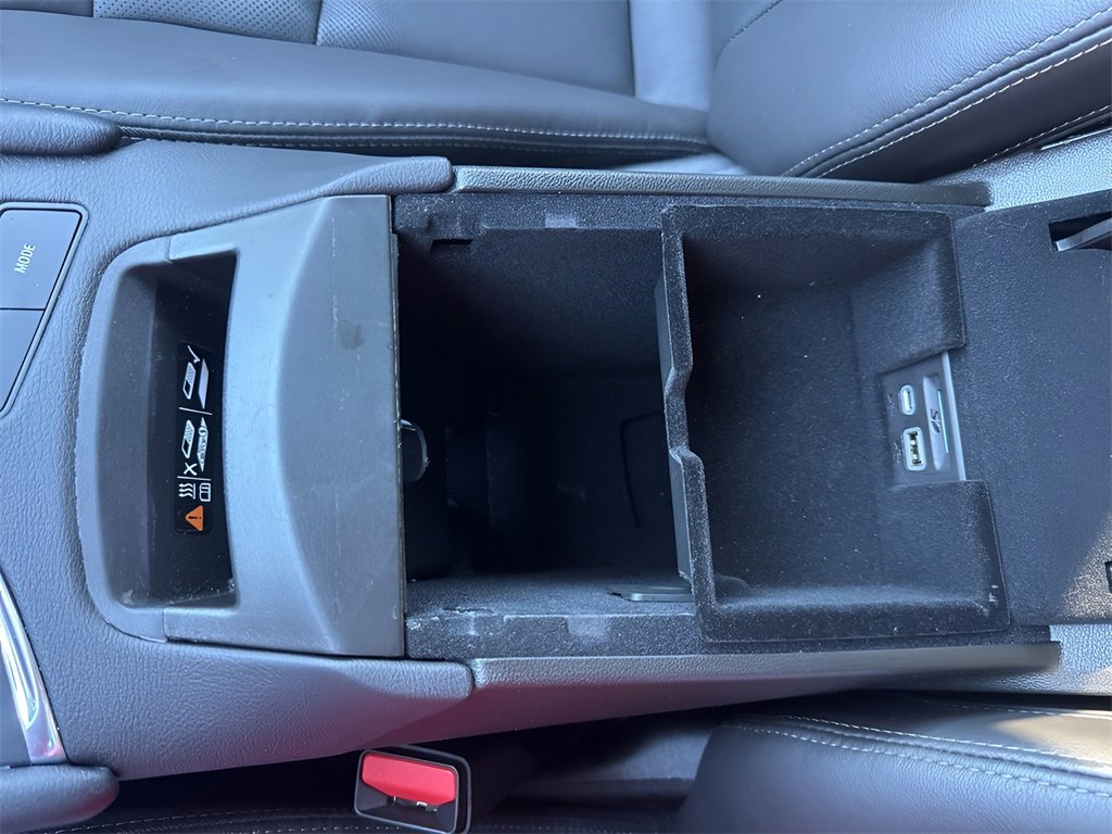 Used 2025 Cadillac XT5 Premium Luxury image 34