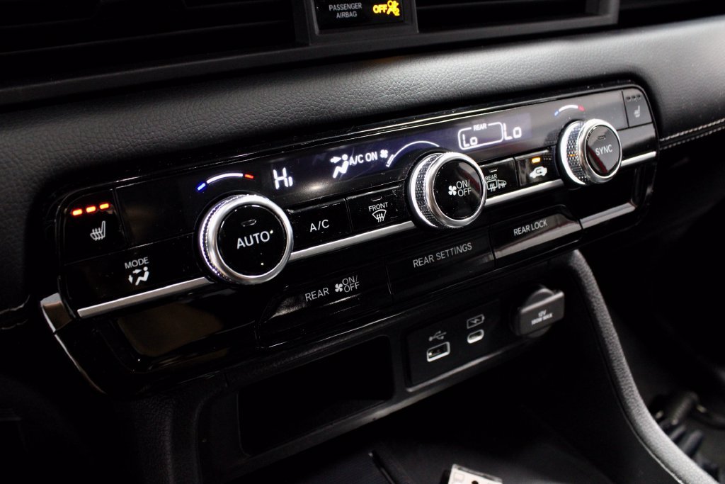 Used 2023 Honda Pilot EX-L image 31
