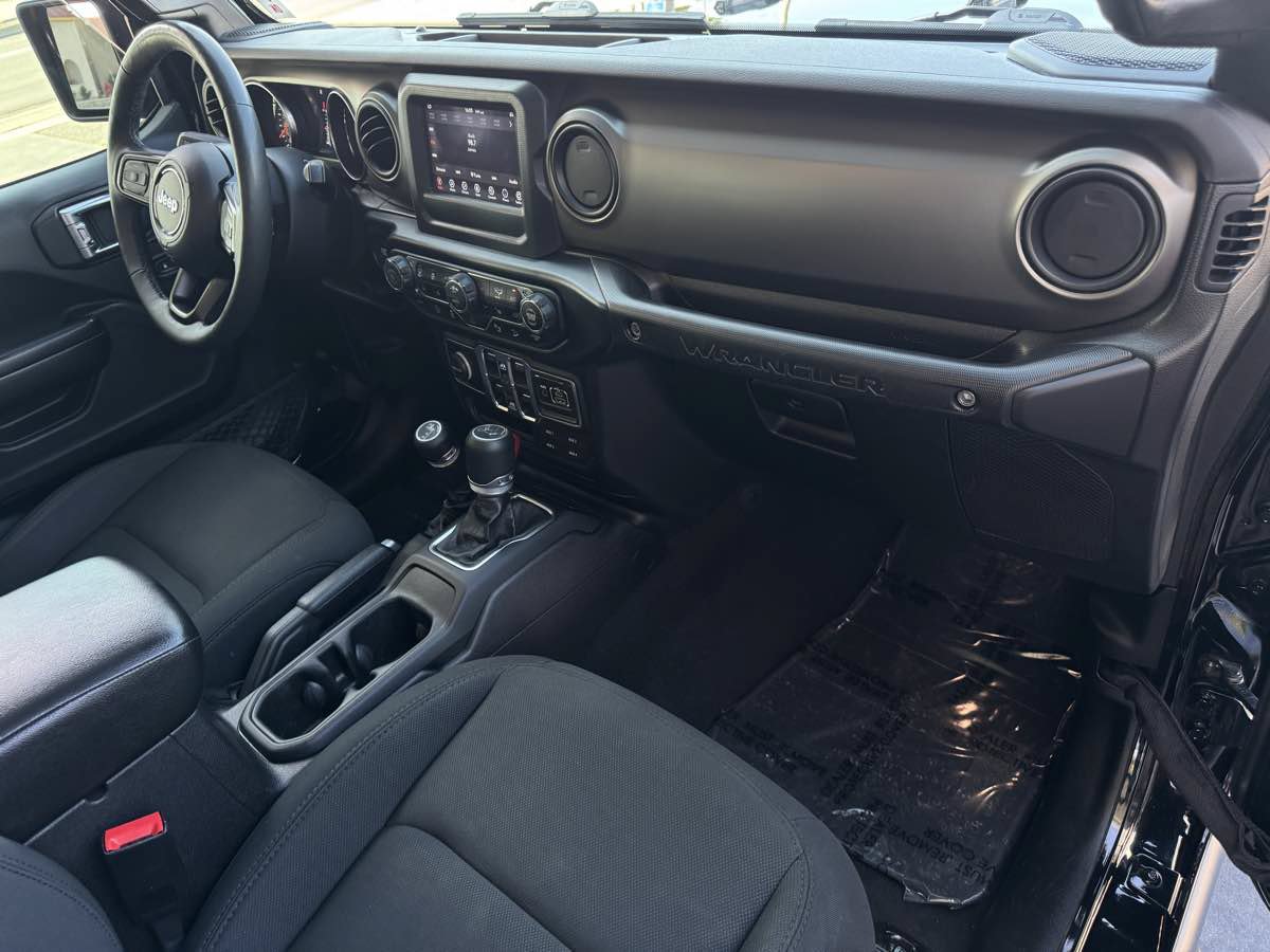 Used 2019 Jeep Wrangler Unlimited Sport S AWD/4WD image 22