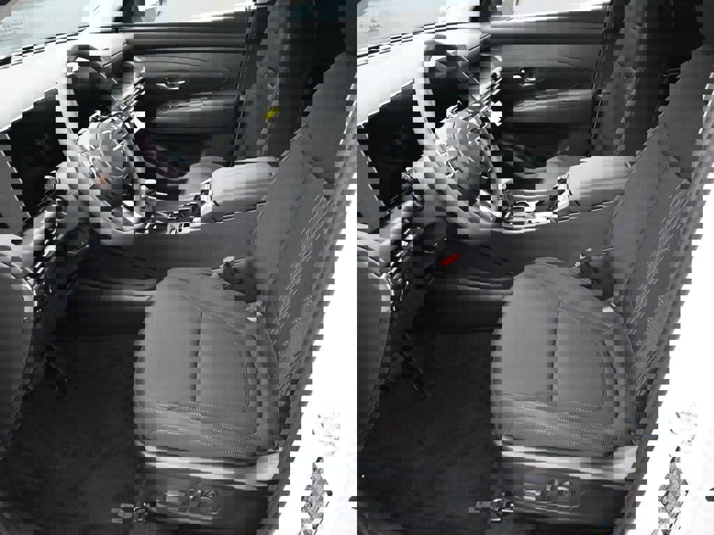 New 2026 Hyundai Tucson SEL FWD image 9