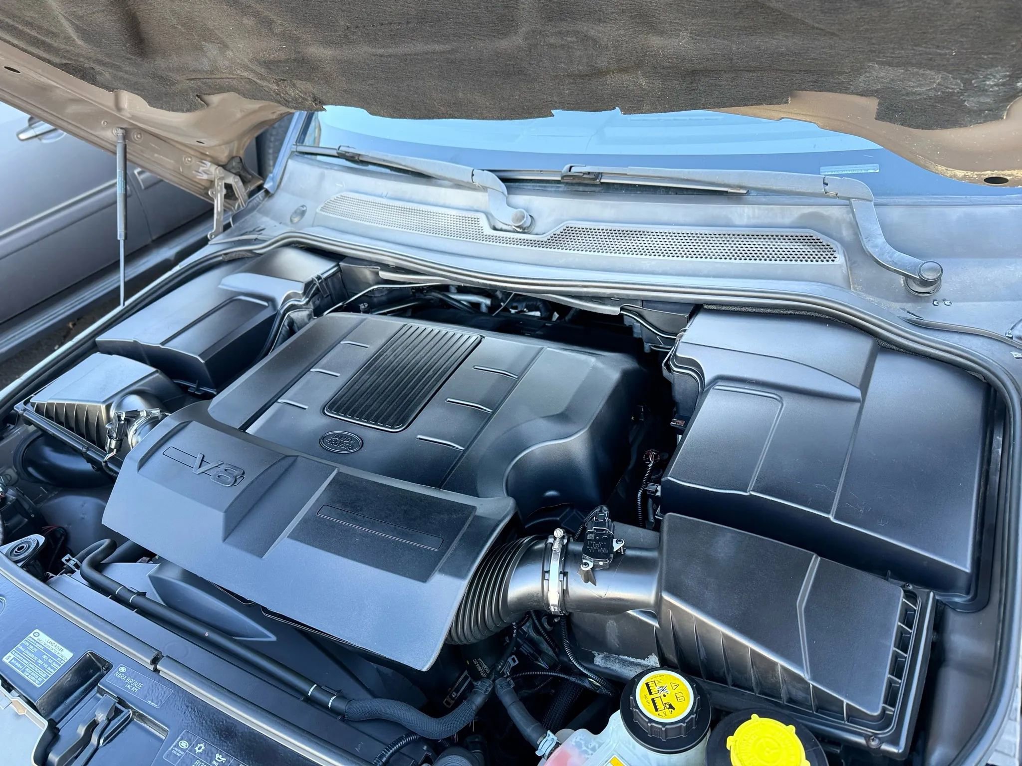 Used 2011 Land Rover LR4 HSE image 43