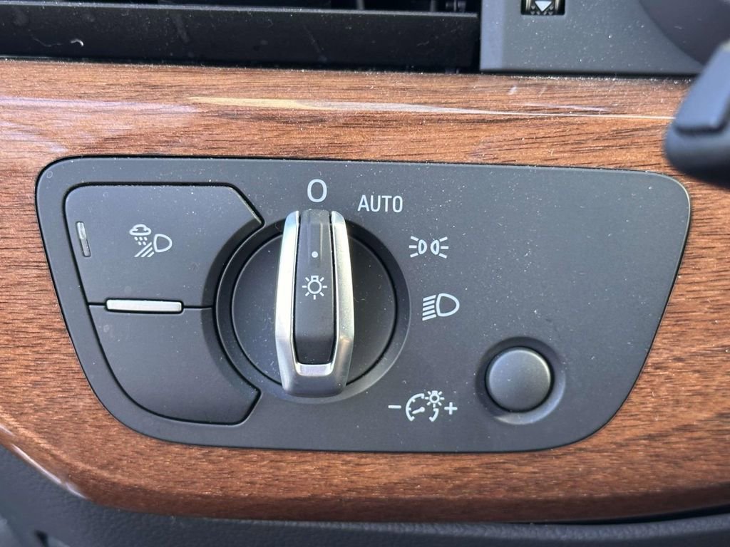 Used 2023 Audi A4 2.0T Premium w/ Convenience Package image 19