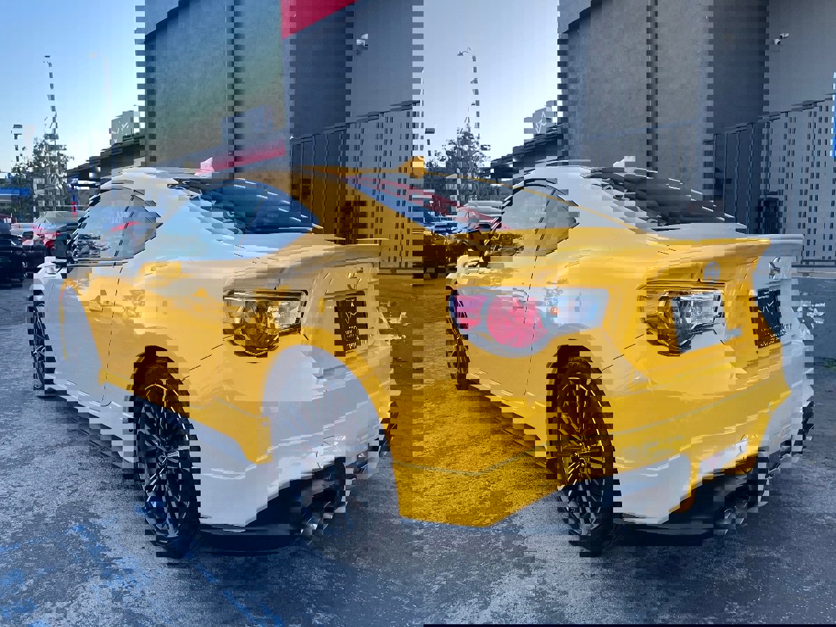 Used 2015 Scion FR-S Release Series 1.0 image 7