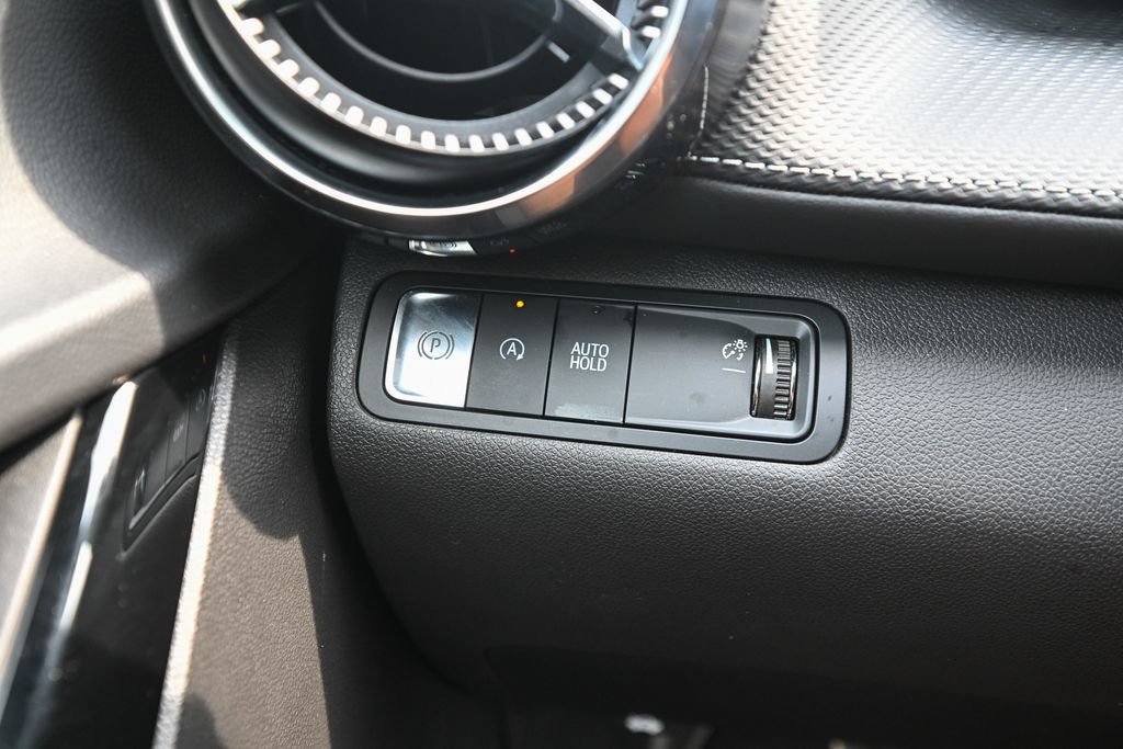 Used 2025 Chevrolet Equinox LT w/ Convenience Package II FWD image 39