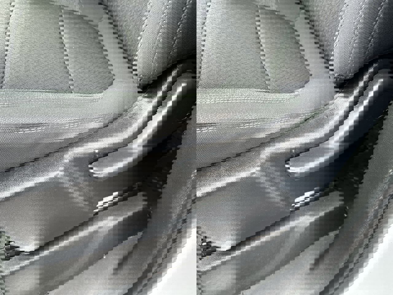 Used 2022 Chevrolet Silverado 3500 LT w/ Remote Start Package image 12