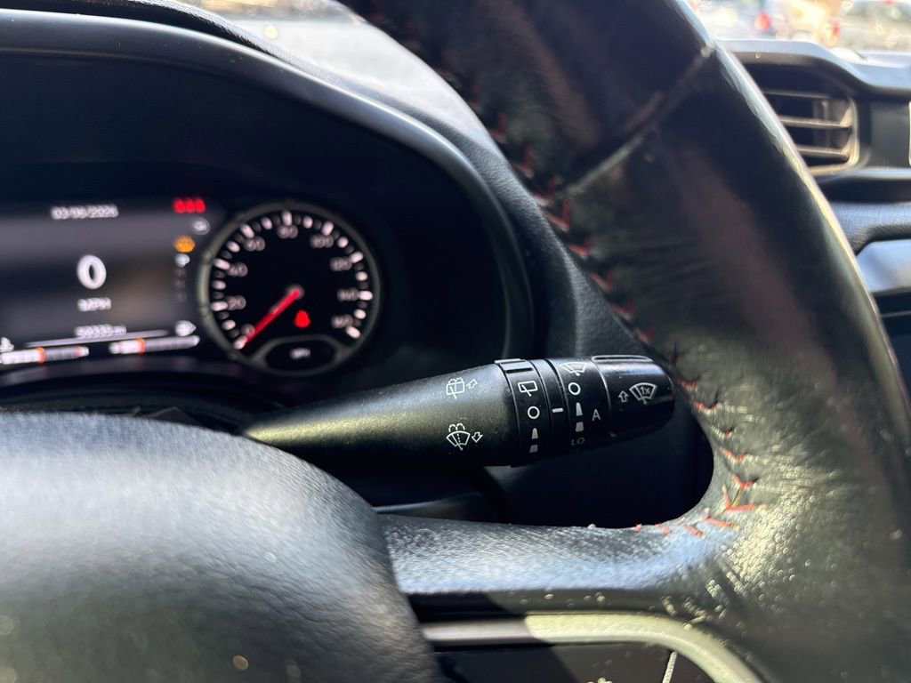 Used 2019 Jeep Renegade Trailhawk w/ Cold Weather Group II image 19