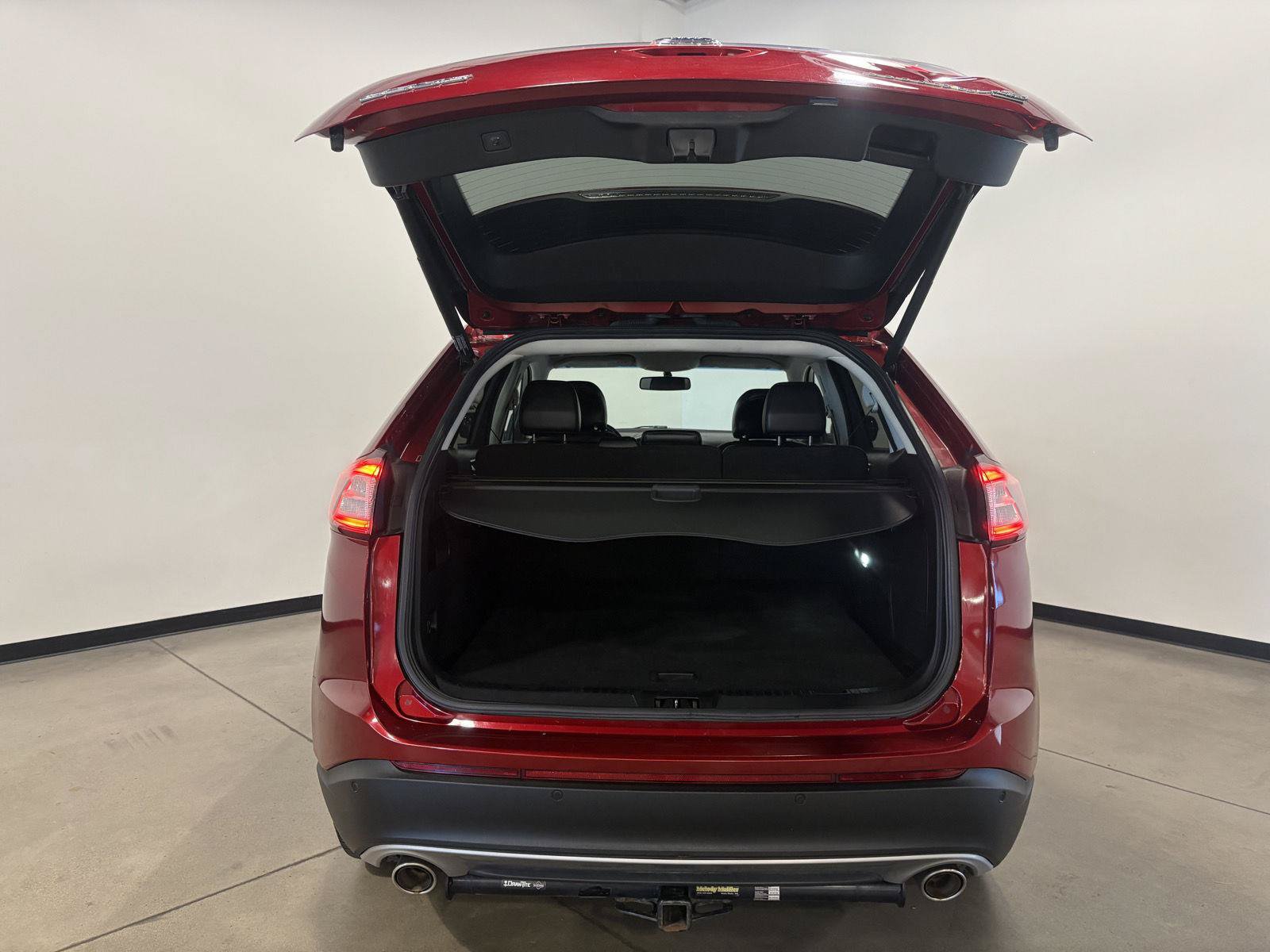 Used 2015 Ford Edge Titanium AWD/4WD image 36