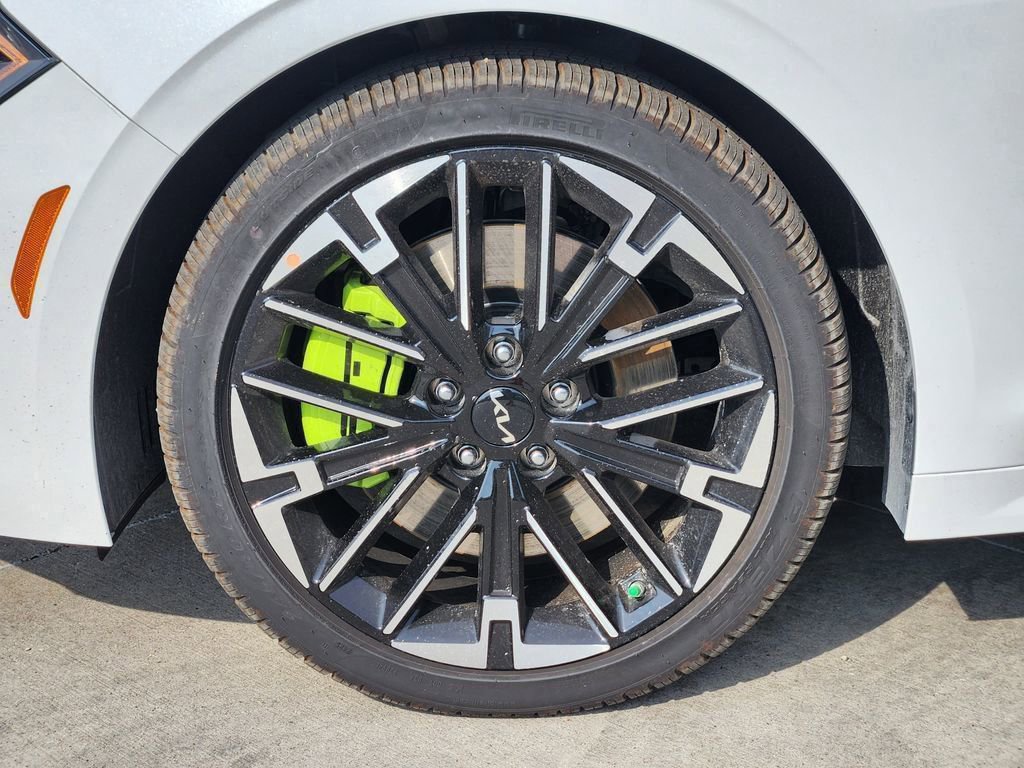 New 2026 Kia K5 GT FWD image 7
