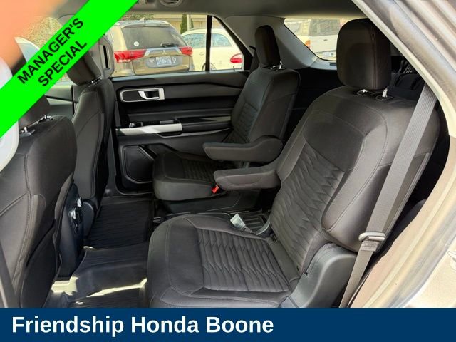 Used 2021 Ford Explorer XLT RWD image 33
