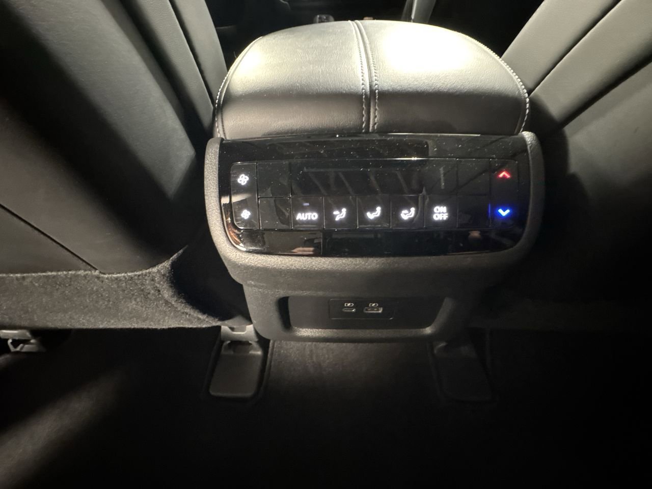 Certified 2025 INFINITI QX60 Pure image 32