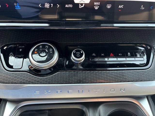 New 2026 Ford Expedition Platinum w/ Stealth Performance Package image 47