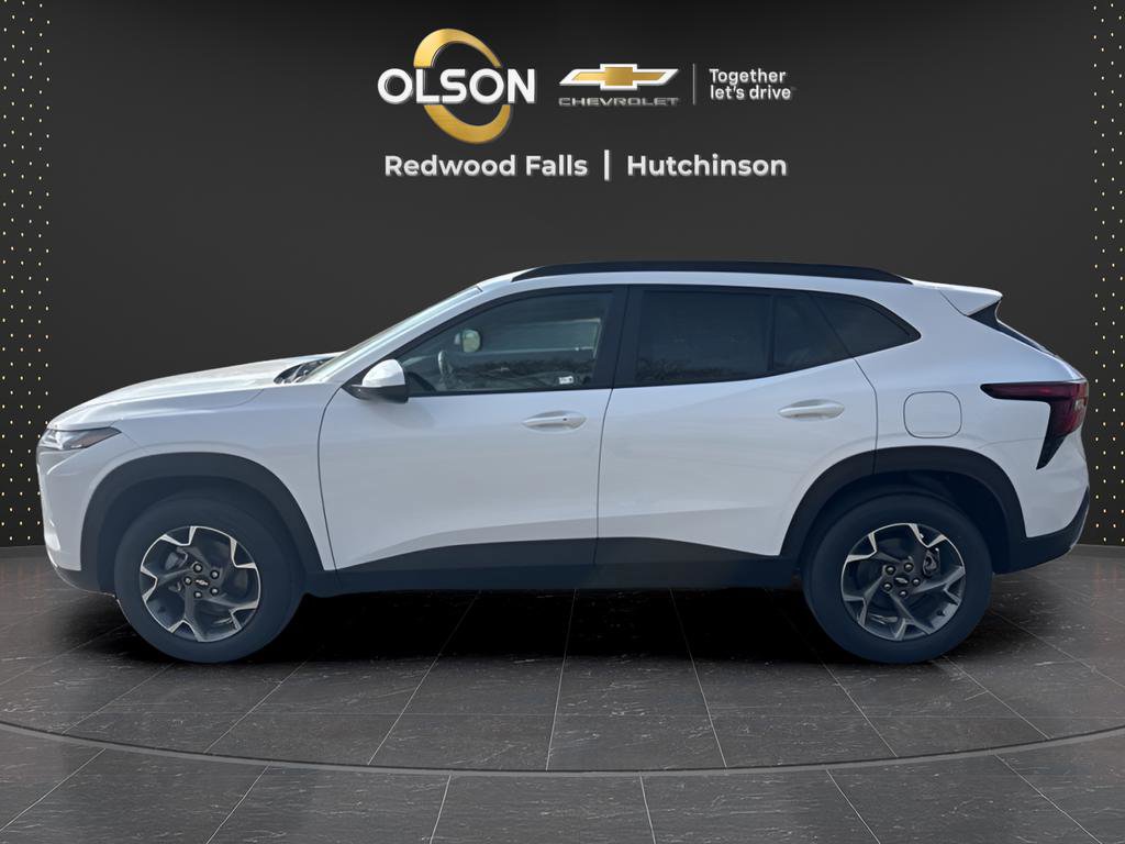 New 2026 Chevrolet Trax LT image 2