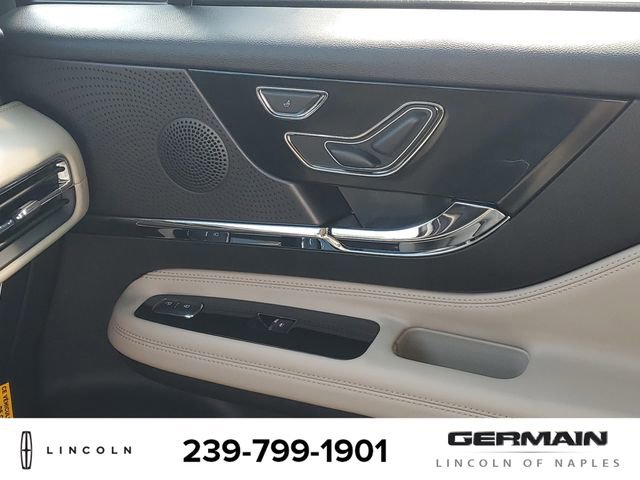 New 2025 Lincoln Corsair AWD image 26