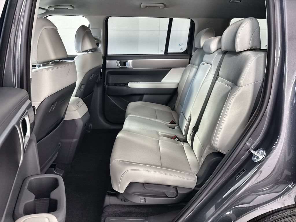 New 2026 Hyundai Santa Fe SE FWD image 24