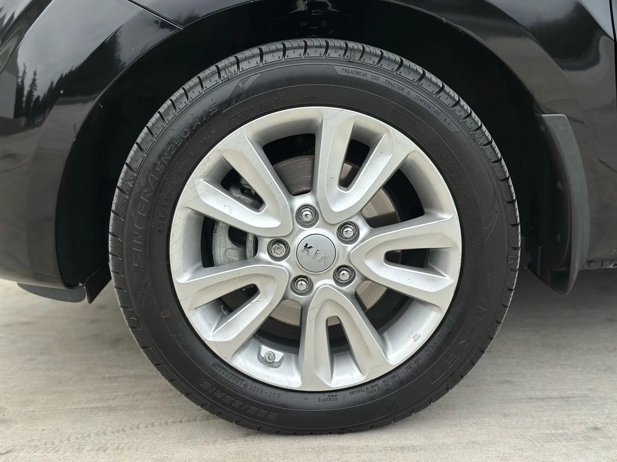 Used 2013 Kia Soul + w/ Audio Pkg image 25