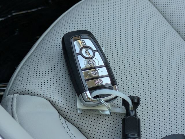 New 2026 Lincoln Aviator 2WD image 26