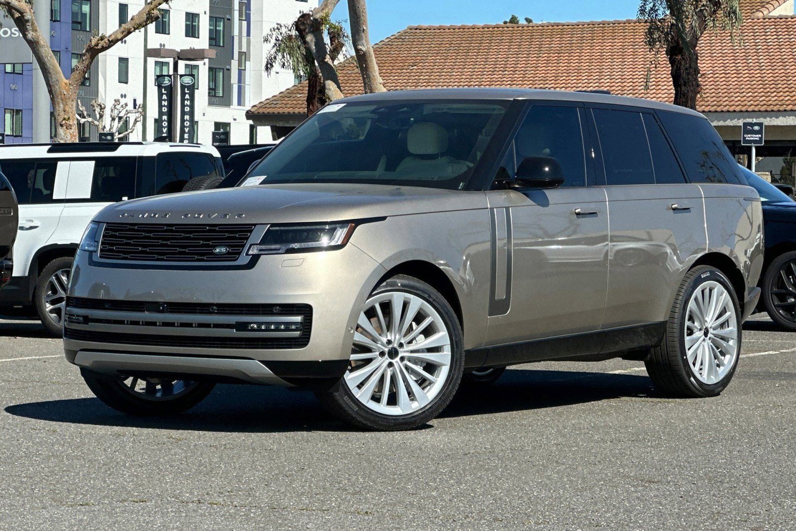 New 2026 Land Rover Range Rover SE
