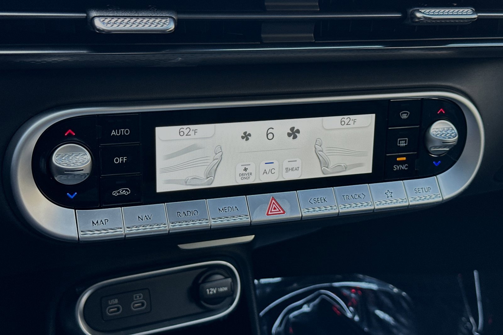 New 2024 Genesis GV60 Performance image 21