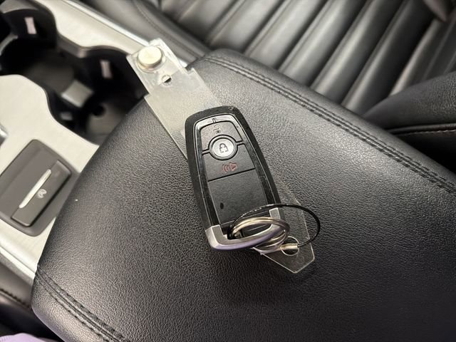 Used 2022 Ford Edge SEL image 29