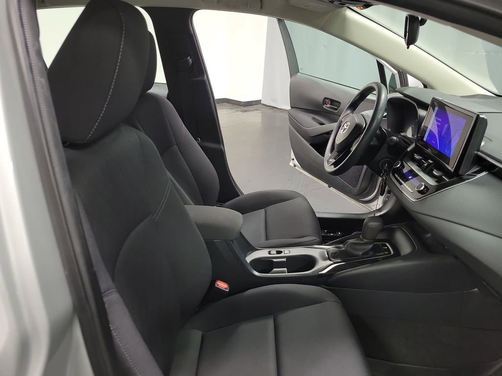 Used 2024 Toyota Corolla LE FWD image 21