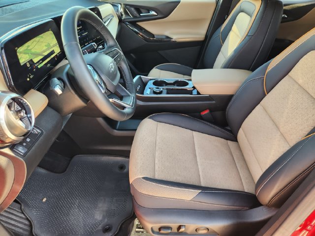 Certified 2026 Chevrolet Equinox ACTIV w/ Convenience Package III FWD image 13