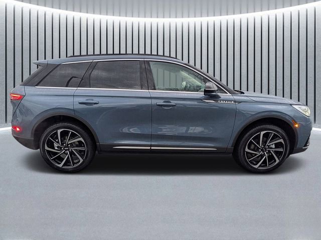 New 2026 Lincoln Corsair Reserve video 2