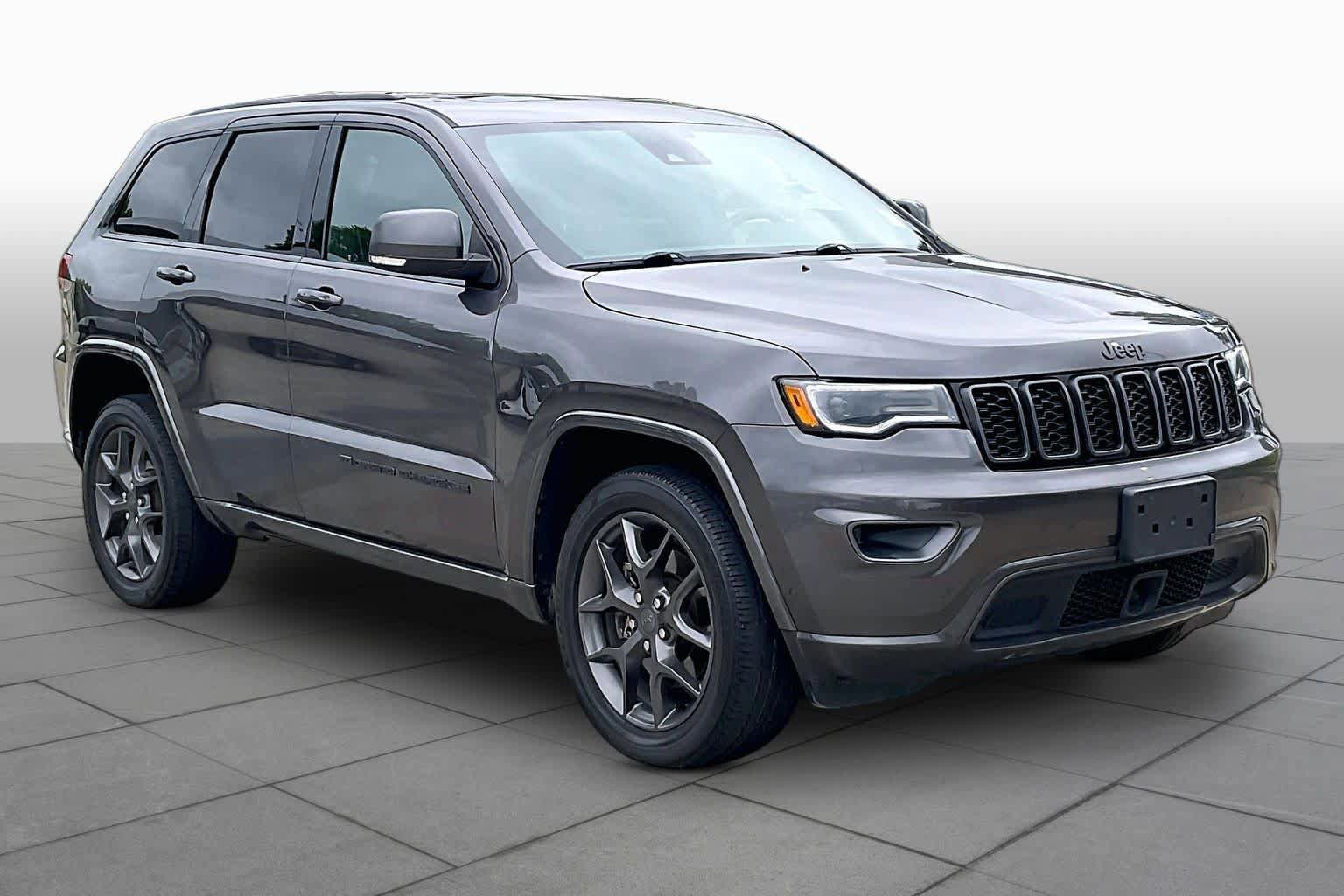 Used 2021 Jeep Grand Cherokee Limited w/ Quick Order Package 28K 80th AWD/4WD image 3