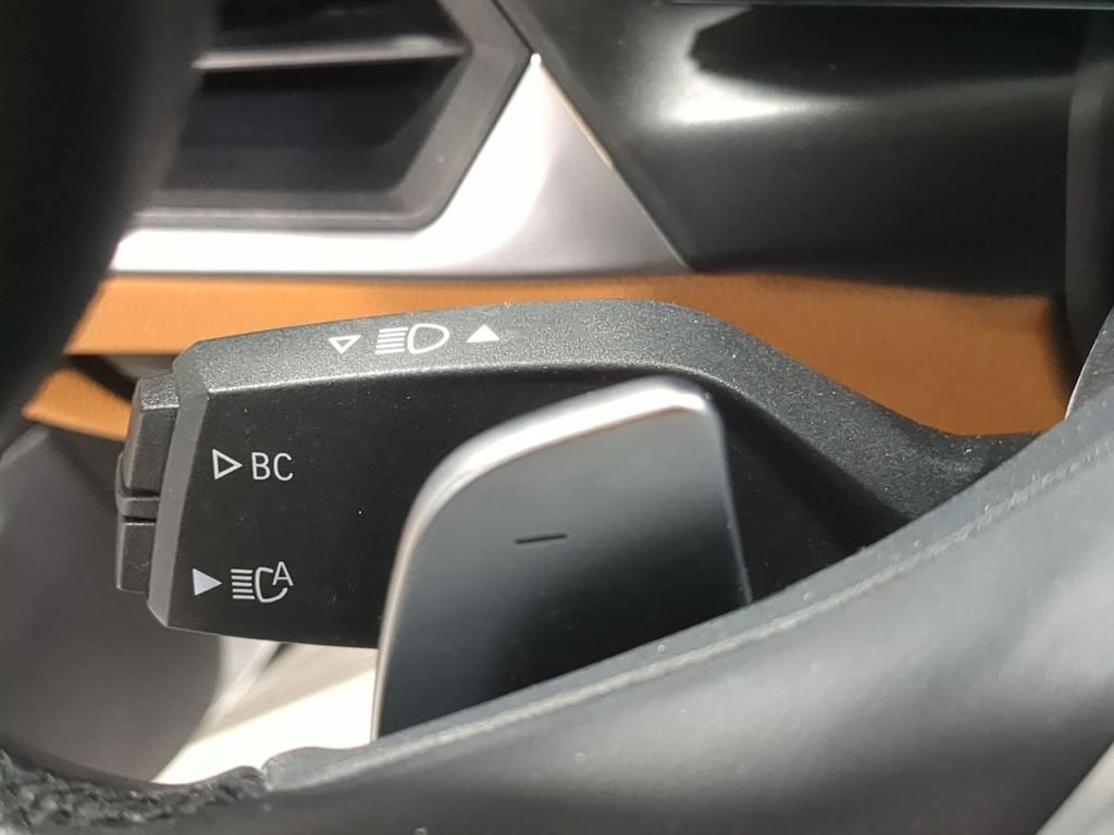 Used 2024 BMW 330i xDrive Sedan w/ Convenience Package image 43