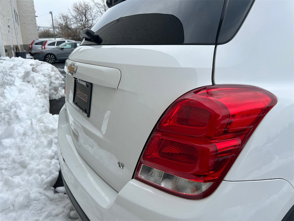 Used 2017 Chevrolet Trax LT image 23