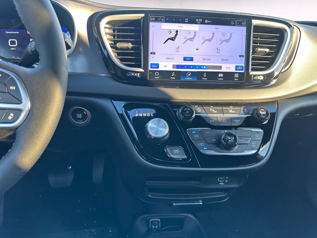 New 2026 Chrysler Voyager LX FWD image 11