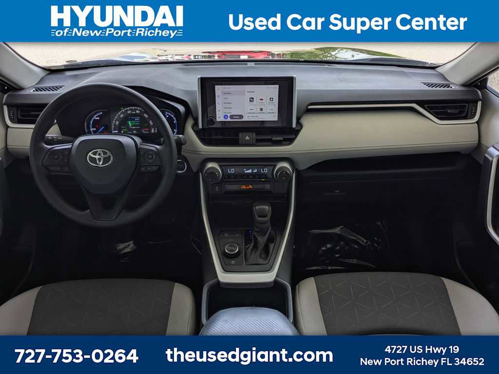 Used 2024 Toyota RAV4 XLE w/ Convenience Package image 20