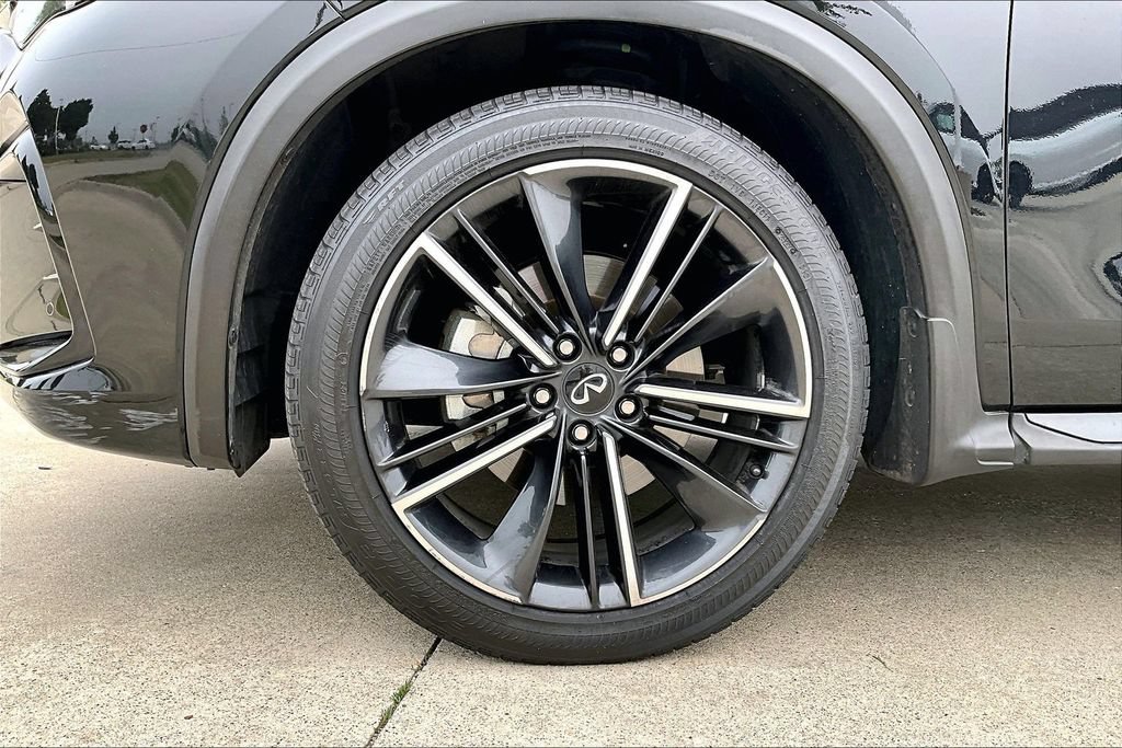Certified 2023 INFINITI QX55 Essential AWD/4WD image 10
