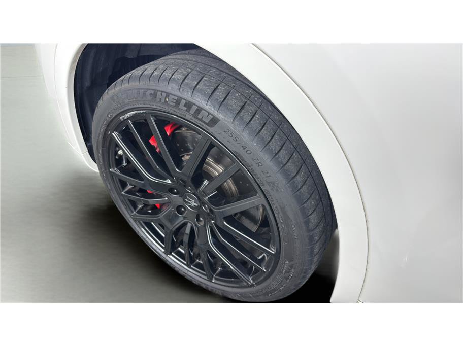 Used 2019 Maserati Levante S AWD/4WD image 44