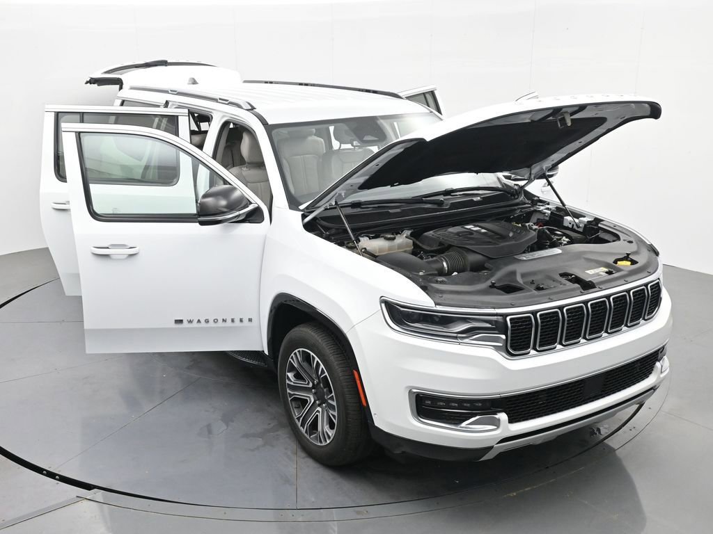 Used 2024 Jeep Wagoneer L Series II w/ Flexible Seating Group image 38