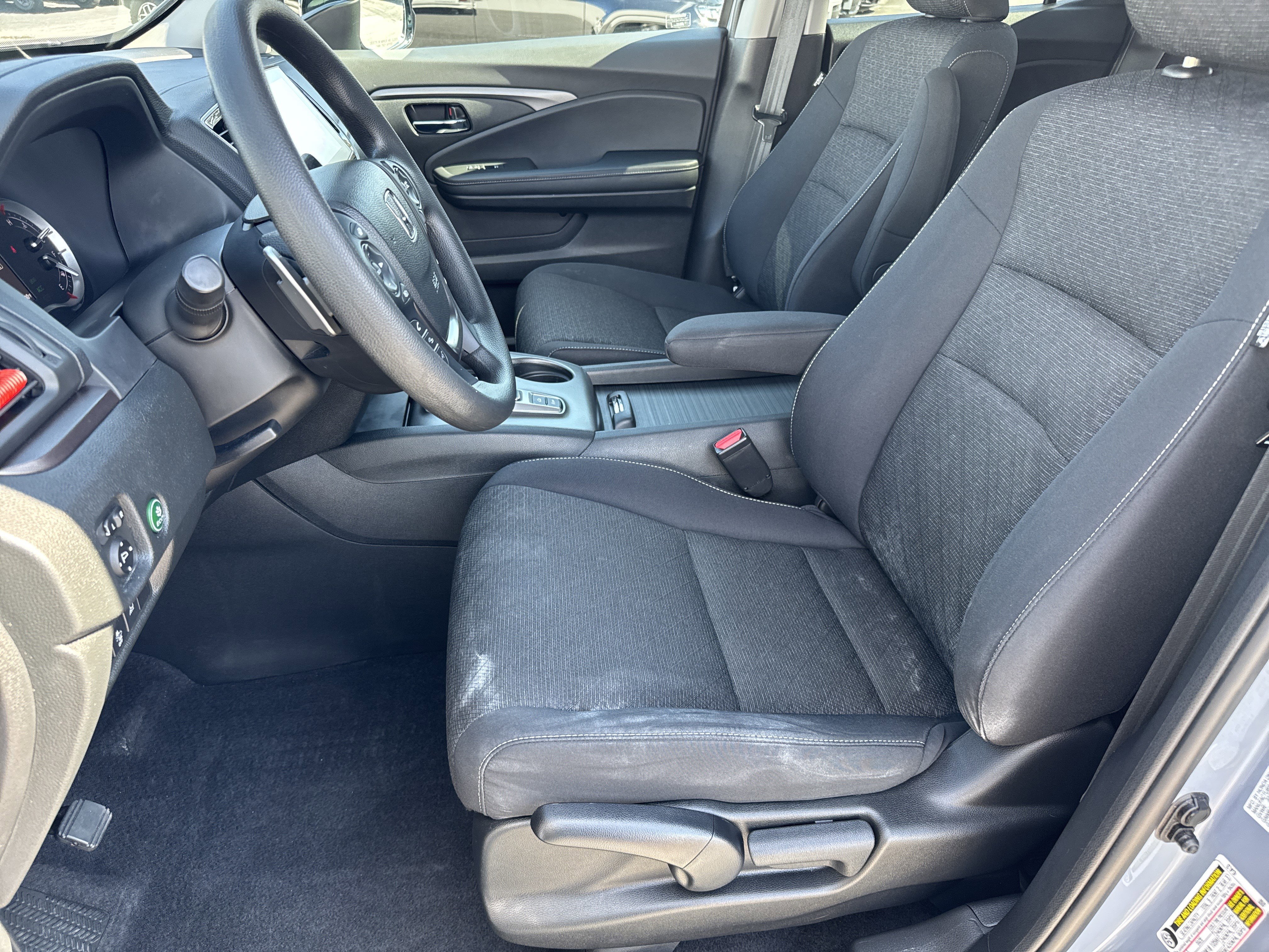 Used 2023 Honda Ridgeline Sport image 11