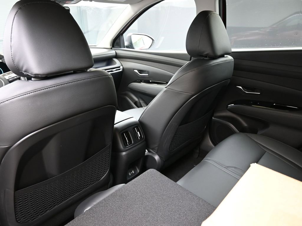 New 2026 Hyundai Tucson Limited image 19