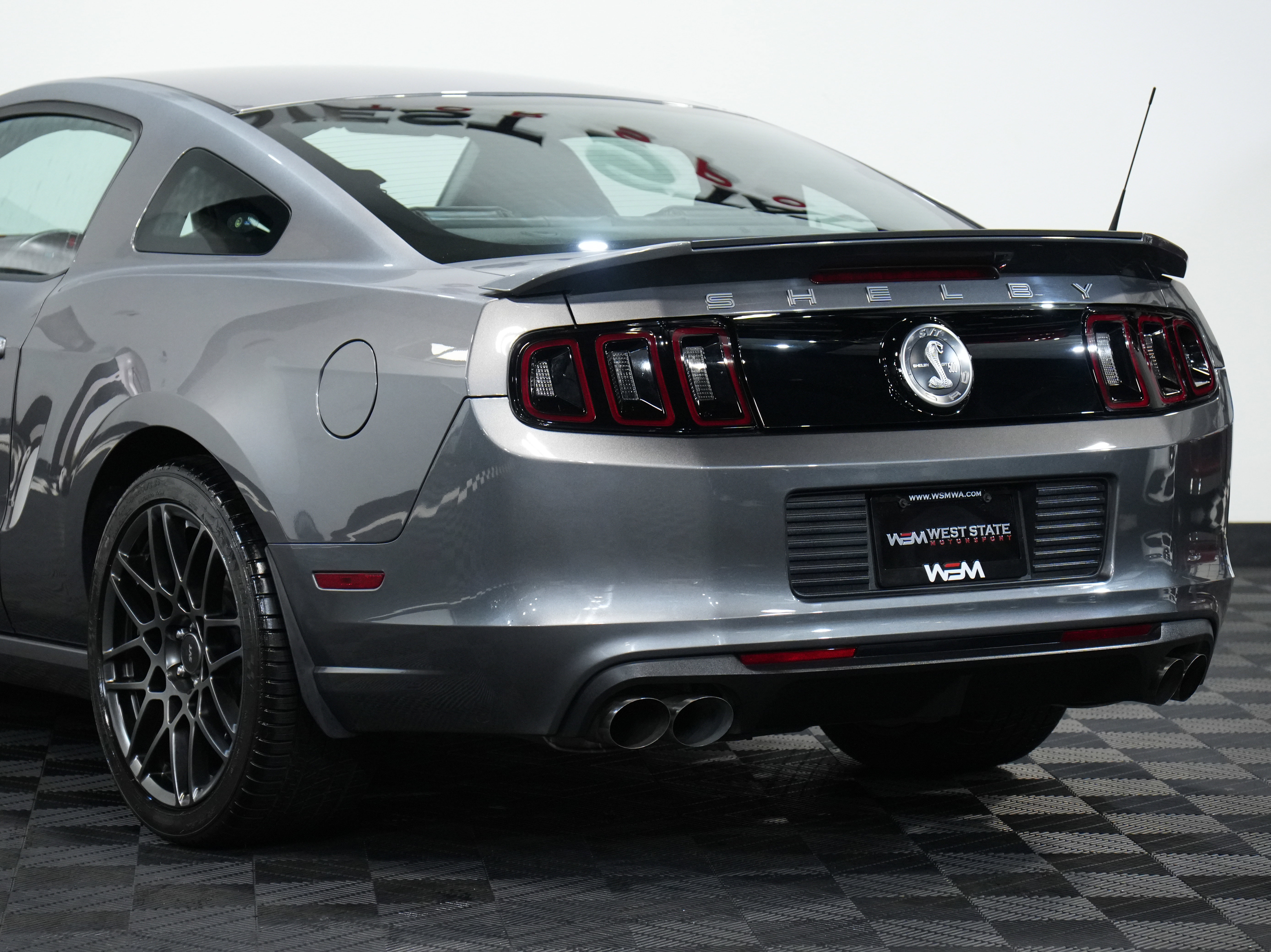 Used 2013 Ford Mustang Shelby GT500 image 15