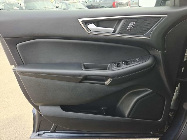 Used 2022 Ford Edge SEL w/ Convenience Package image 30