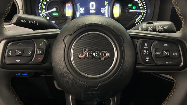 Used 2024 Jeep Wrangler Unlimited image 15
