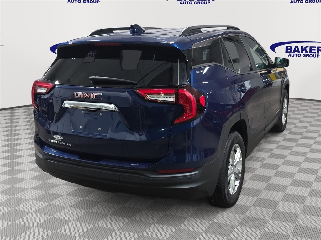 Certified 2023 GMC Terrain SLE w/ Driver Convenience Package image 5