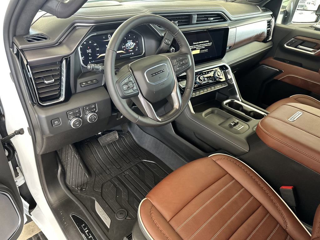 New 2026 GMC Sierra 3500 Denali Ultimate AWD/4WD image 14