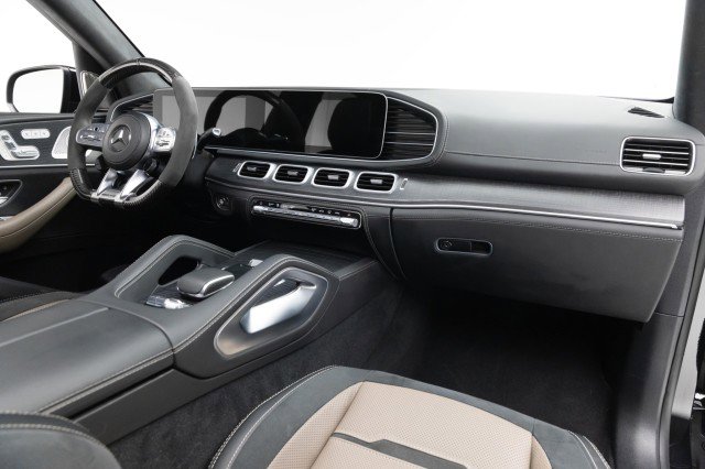 Used 2022 Mercedes-Benz GLS 63 AMG 4MATIC image 2