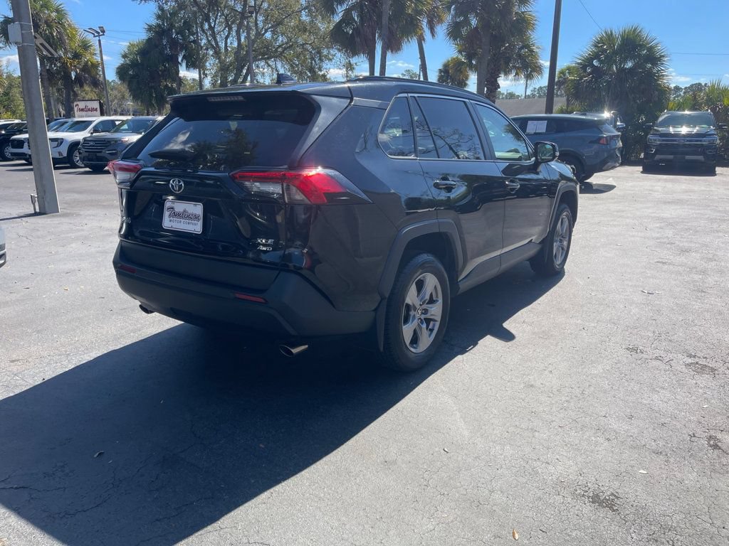 Used 2025 Toyota RAV4 XLE w/ Convenience Package AWD/4WD image 6