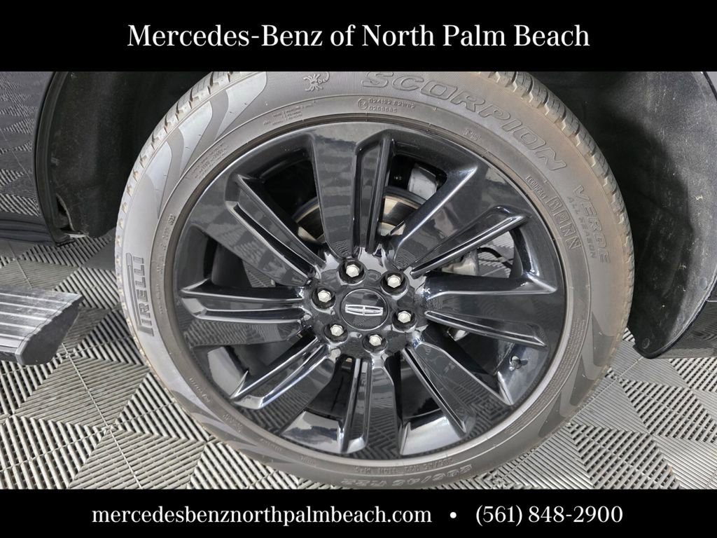 Used 2023 Lincoln Navigator Reserve image 17