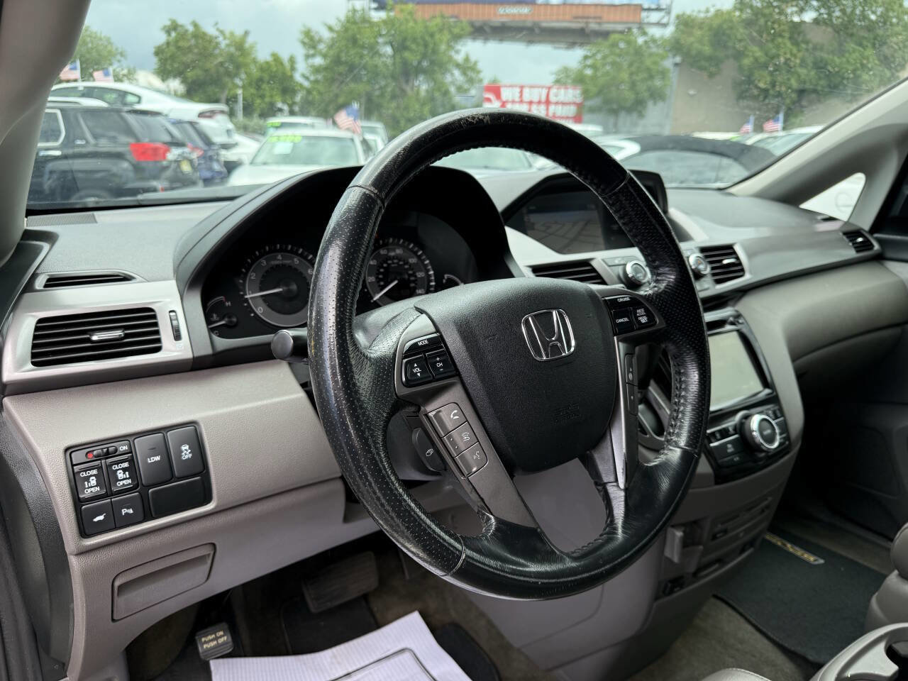 Used 2015 Honda Odyssey Touring Elite image 41
