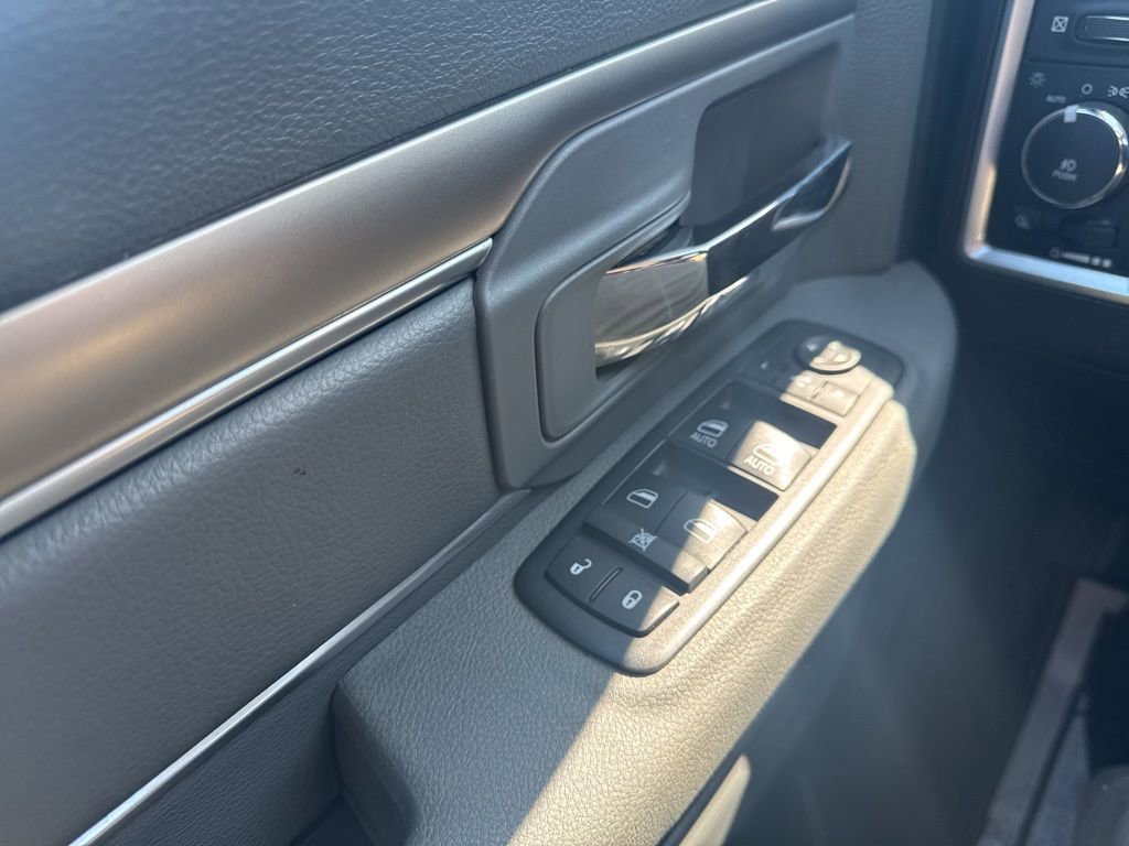 Used 2016 RAM 1500 Big Horn image 26