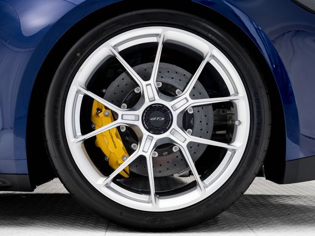 Certified 2024 Porsche 911 GT3 RWD image 33